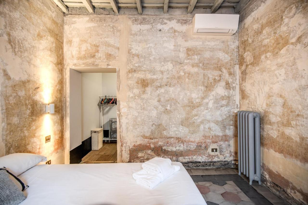 Stylish And Spacious Apartment Next To The Colosseum Rome Exterior photo